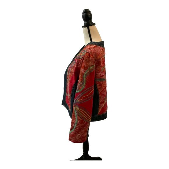 CHICO'S embroidered applique denim trimmed semi-cropped Jacket Size 2 US Medium - Picture 2 of 8